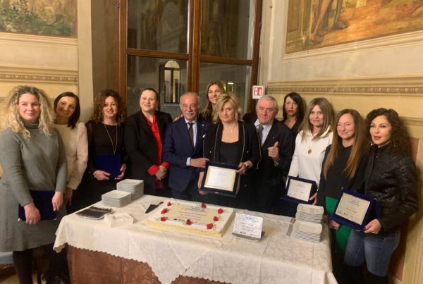 Ferrara premiazioni del concorso vota la commessa