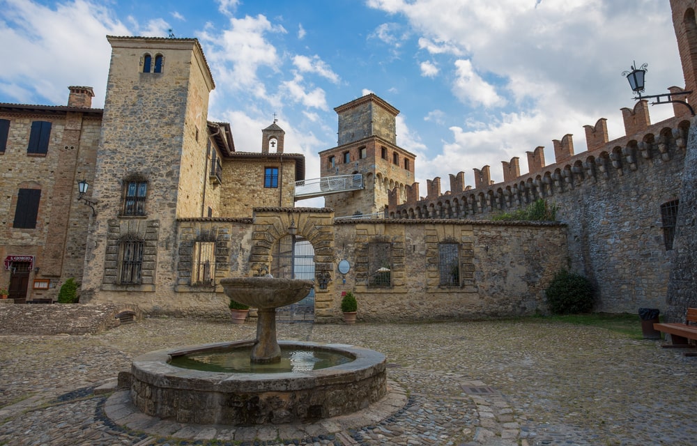 Piazza di Vigolano (PC)