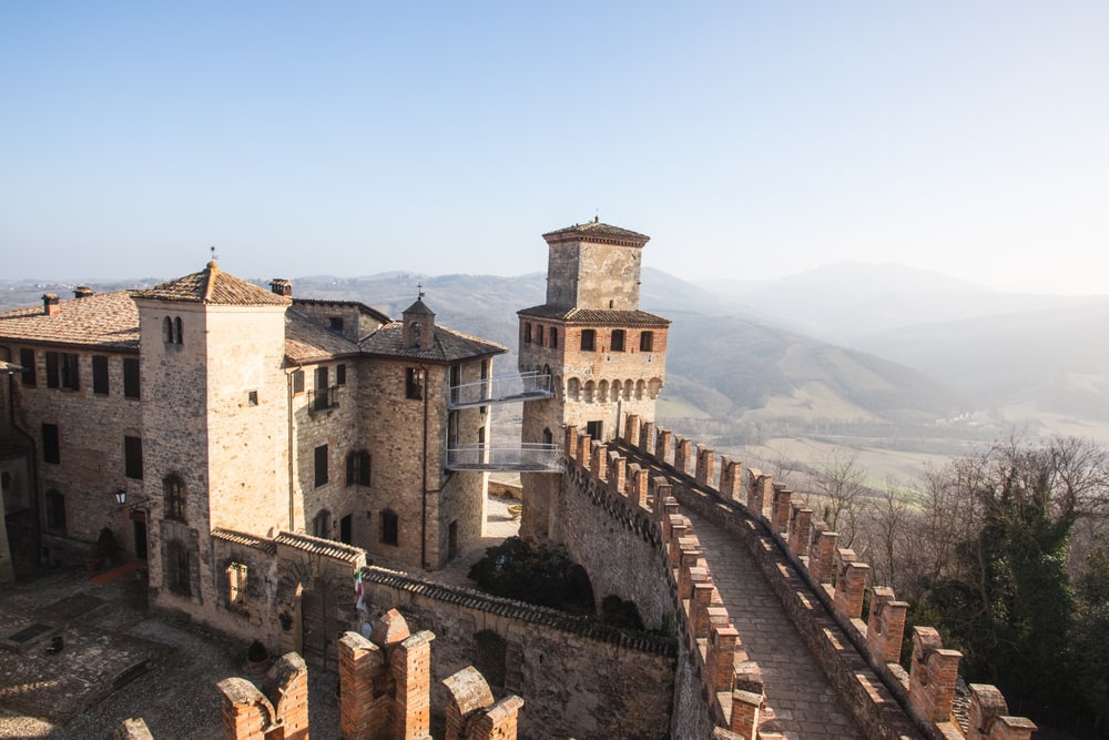 Le mura medioevali di vigoleno