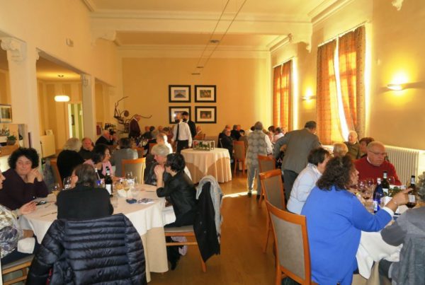 Un momento del pranzo di Natale organizzato da 50&Più Biella