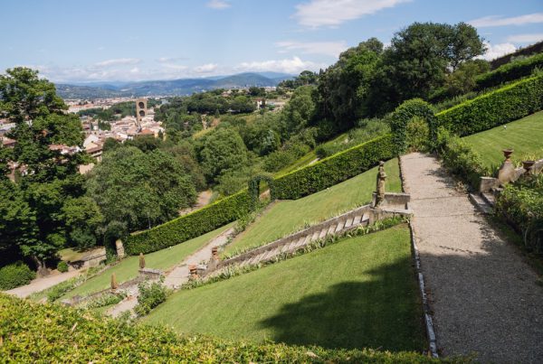 Riprendono le Camminate fiorentine di 50&Più Firenze Giardino Bardini