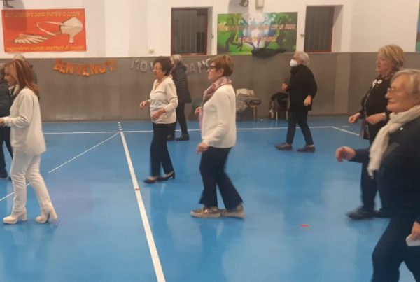 50&più Avellino organizza un corso di ballo di gruppo