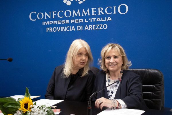 50&Più Arezzo presentazione del libro So-stare nei ricordi