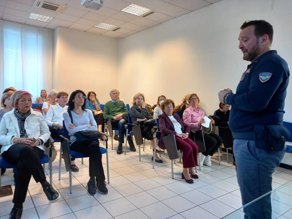 L'incontro organizzato da 50&Più Livorno sulla sicurezza informatica