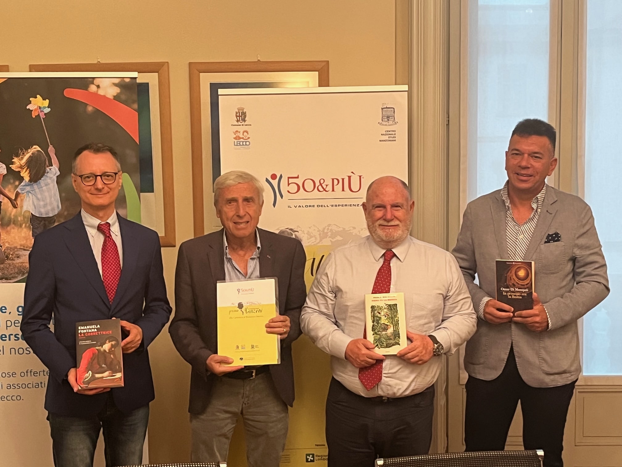 Presentati i tre finalisti del Premio Manzoni organizzato da 50&Più Lecco