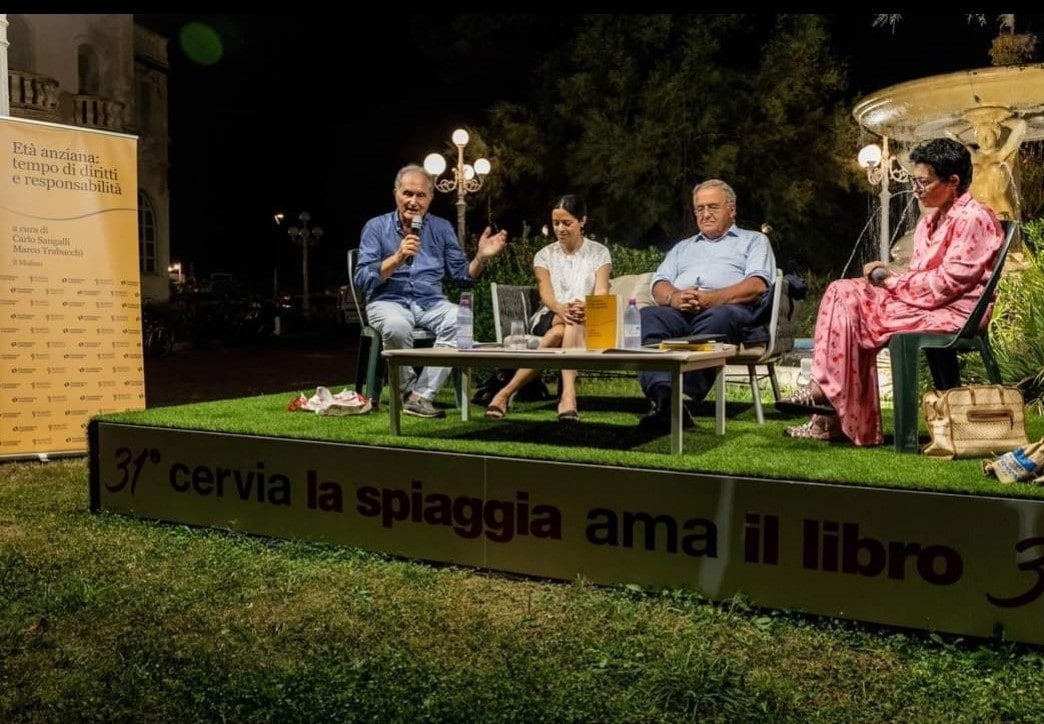 Ravenna. In spiaggia per "Età anziana: tempo di diritti e responsabilità"