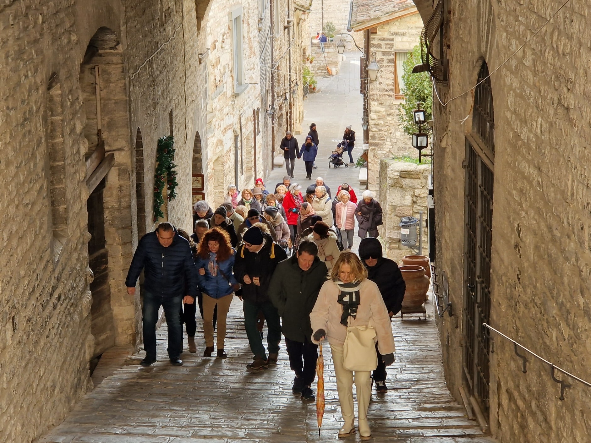 Un successo la gita d'autunno organizzata da 50&Più Pesaro Urbino a Gubbio per visitare la Mostra dei Macchiaioli alla Loggia dei Tiratori.