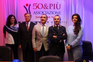 50&Più Napoli all'incontro Attenti alle truffe