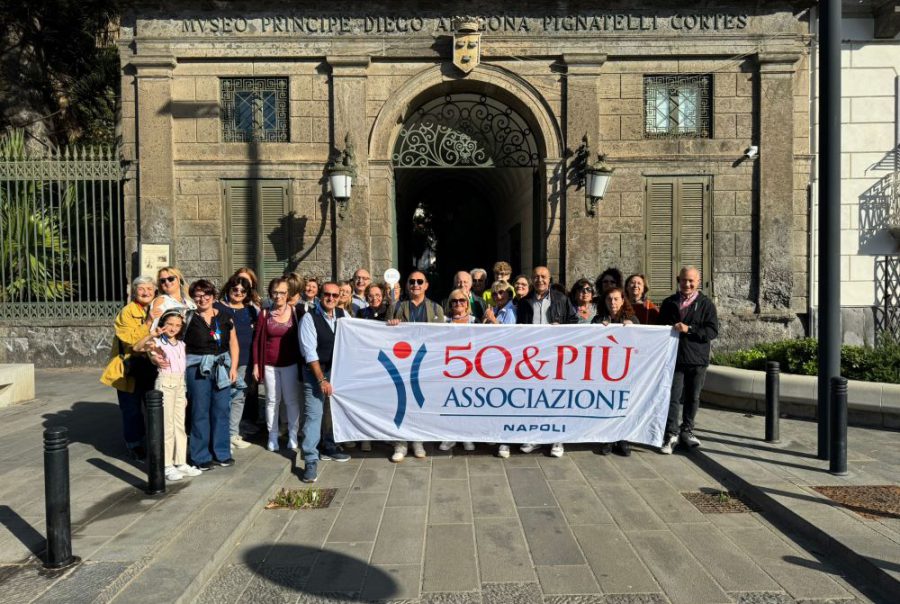 50&Più Napoli visita a Villa Pignatelli e al Museo Principe Diego Aragona Pignatelli Cortes