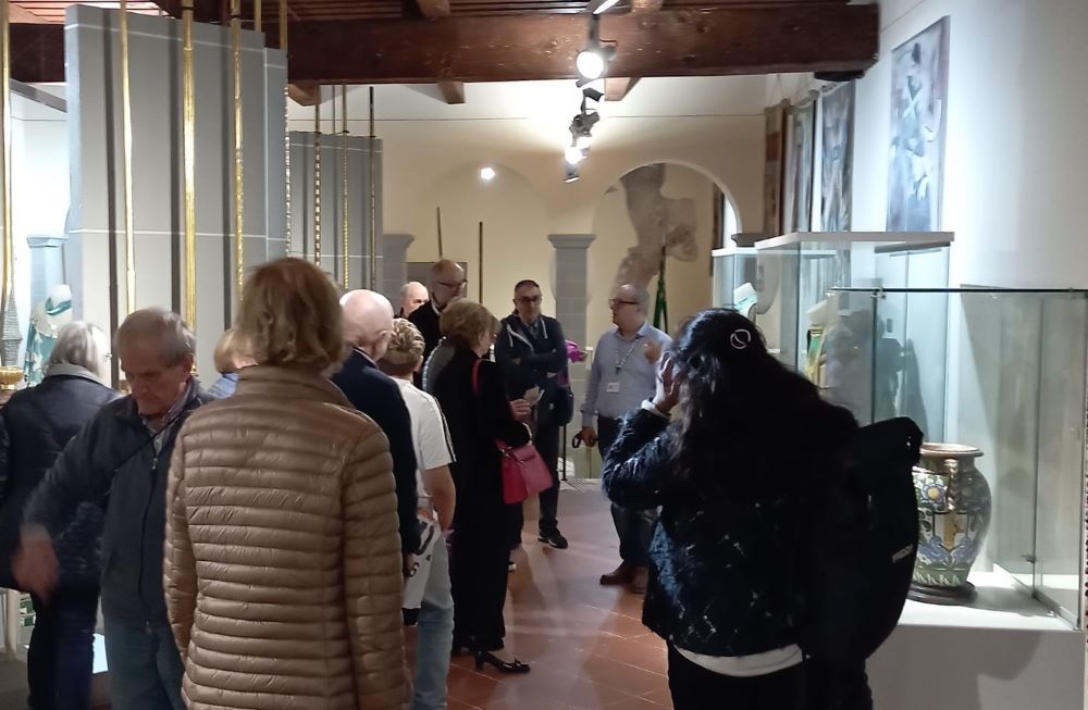 50&Più Arezzo in visita ai Quartieri per conoscere la Giostra del Saracino