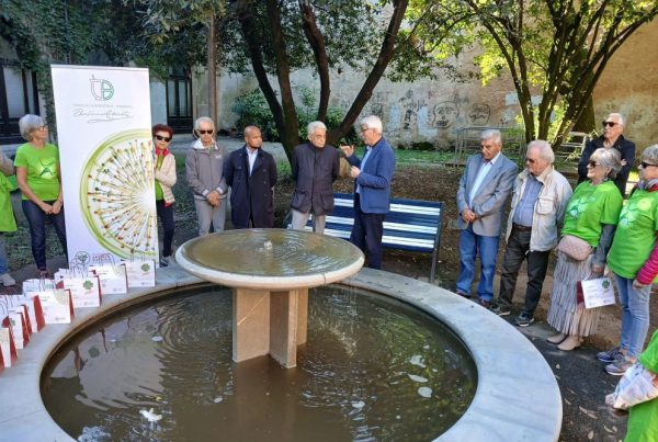 50&Più Udine inaugura la panchina dell'ascolto nel corso della passeggiata della salute