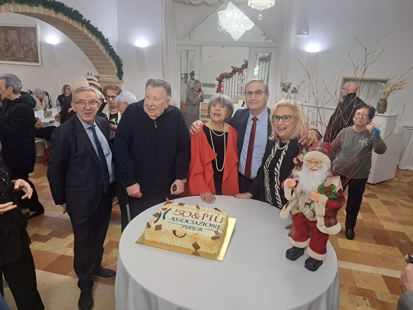 Festa degli auguri di 50&Più Puglia il 7 dicembre 2024