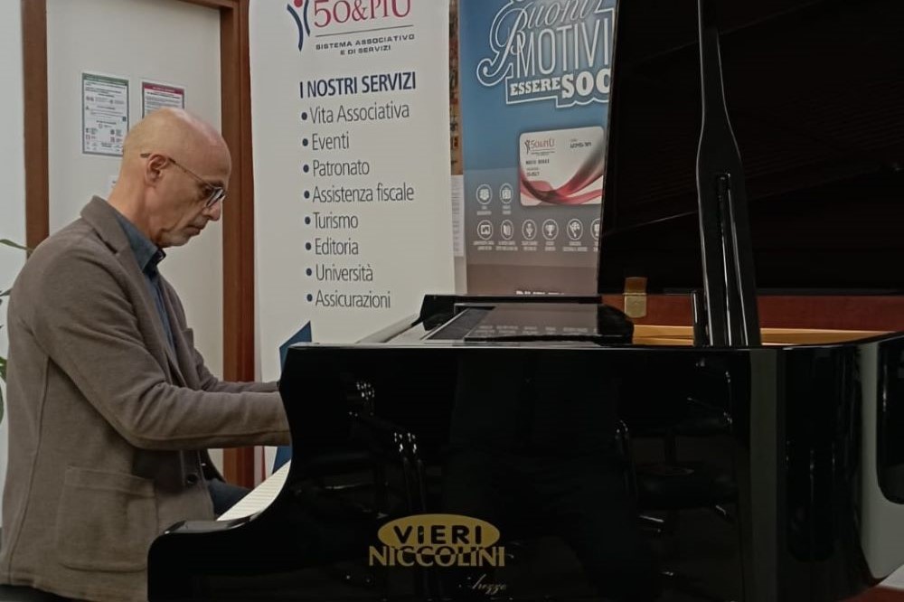 50&Più Arezzo all'incontro con il pianoforte del maestro niccolini